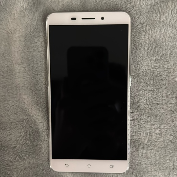 ASUS Z3 Android Phone (UNLOCKED CARRIER) - Picture 7 of 9